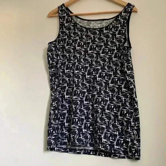 Ellen  Tracy white w blue soft Pima cotton top - Picture 2 of 8